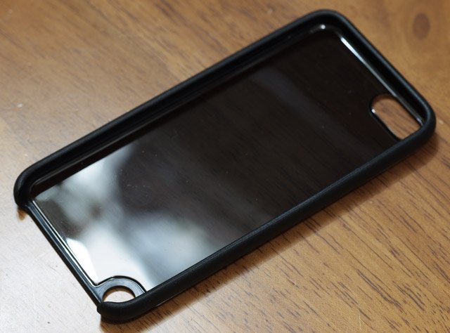 XtremeMac iPod Touch(第5世代)対応ケース 全体
