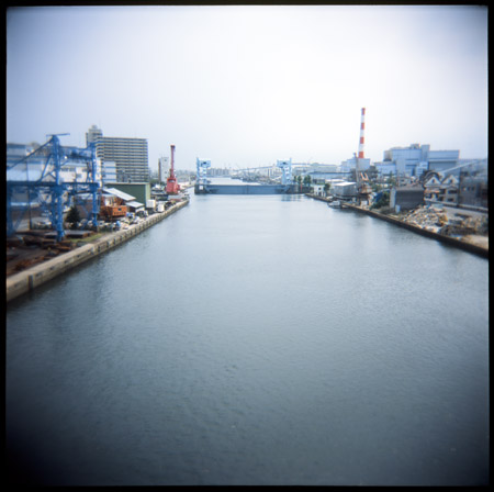 上流から見た尻無川大水門