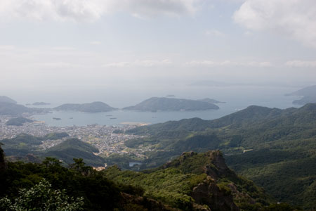 寒霞渓から南側を望む