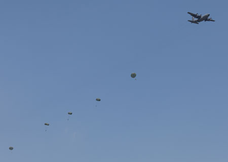 横田基地 日米友好祭2010